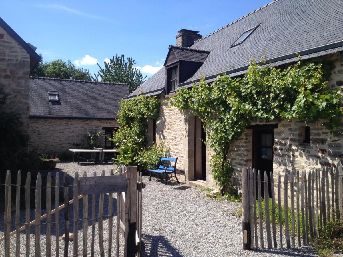 Gîtes oreillard et karrdi Saint-Symphorien  Eksteriør bilde